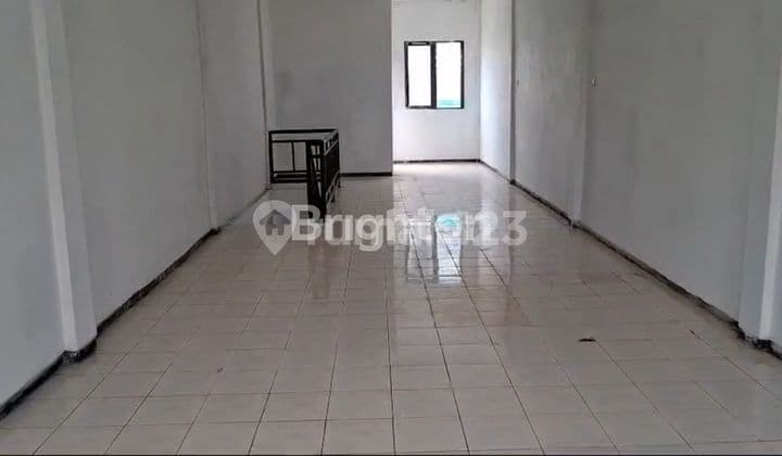 Hanya 5 Menit Ke Universitas Muhamadiyah Malang & Unisma‼️Ruko 3 Lantai Sangat Strategis Nol Jalan Raya Tlogomas