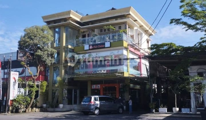 Gedung 3 Lantai Murah Di 0 Jalan Raya Blitar Akses Strategis