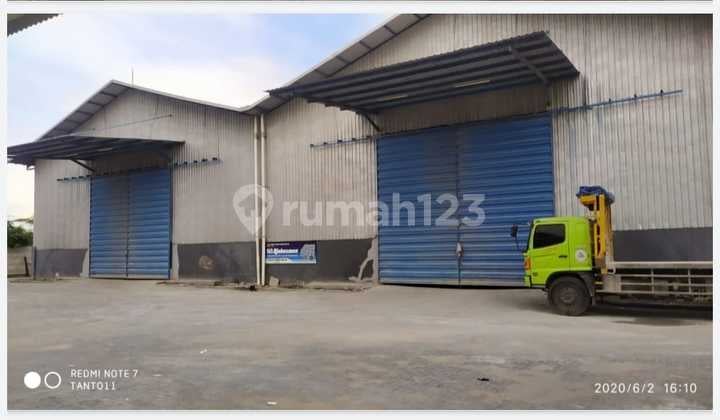 Gudang di Lingkar Timur Sidoarjo
