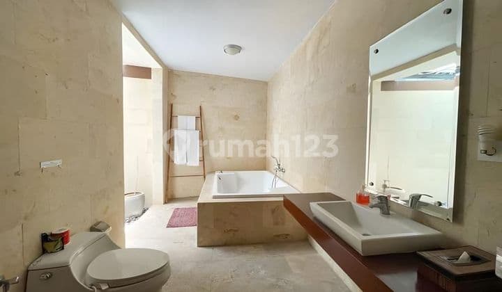 Dijual Komplek Villa Komersil Seminyak Kuta Badung