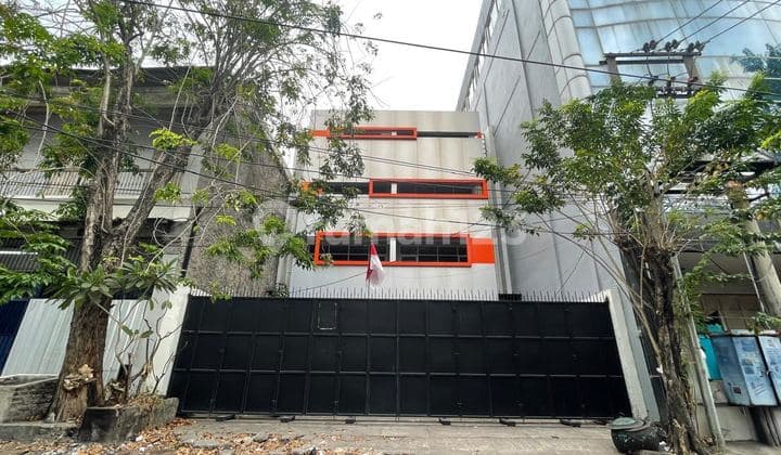 Ruko Ex-Kantor 4 Lantai Murah di Jalan Coklat