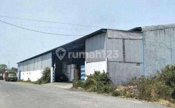 Gudang Murah di Kalianak, Surabaya Strategis