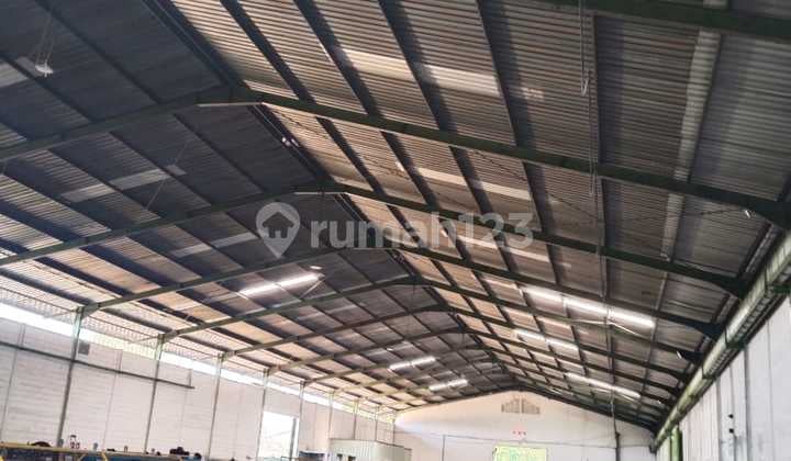 Gudang di Taman Sidoarjo Masih Bagus Terawat Akses Mudah