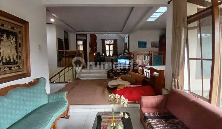 Rumah Asri 2 Lantai Siap Huni di Setra Murni, Bandung