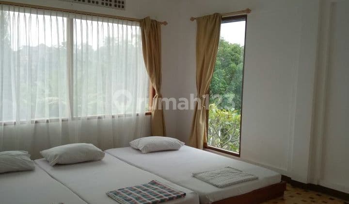 Villa Nyaman Mewah ada Kolam Renang di Setiabudi Bandung