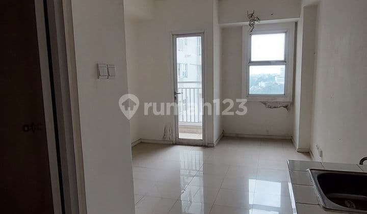 Studio Type Apartment 23rd Floor City View In Parahyangan Residence