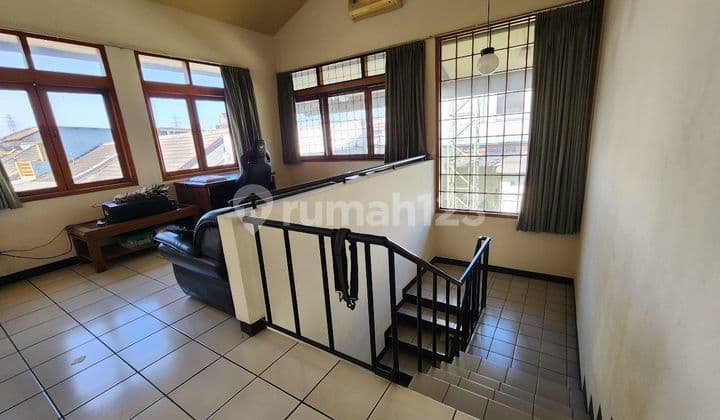 Jual Cepat Rumah 2 Lantai di Kopo Elok Bandung, Dekat Tol Kopo