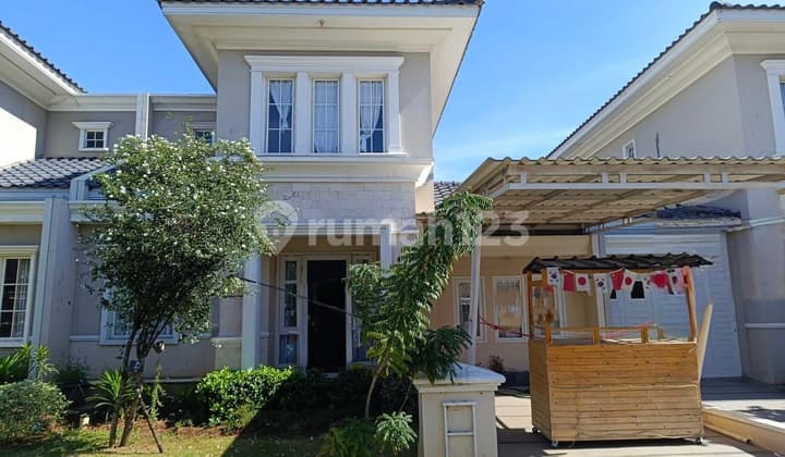 Rumah Sultan di Suvarna sutra dengan interior menawan hanya 3.5M