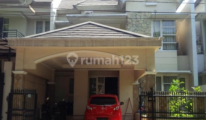 Rumah asri, rapi & terawat