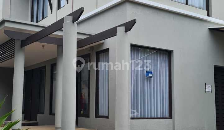 Disewakan Rumah di Cluster Serenade, Gading Serpong