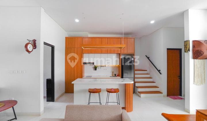 Dijual Rumah Cantik 2 Lantai di Cluster Amalfi, Gading Serpong