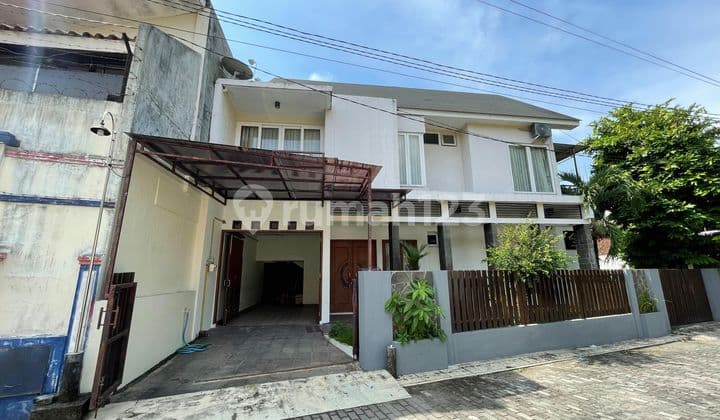 Dalam Ringroad Dijual Rumah 2 Lantai Dekat Kampus Upn Seturan