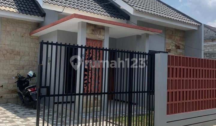 Dijual Rumah Baru Area Malangrejo Dekat Stadion Maguwoharjo