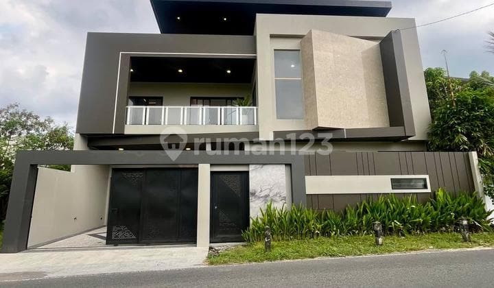 Jual Rumah Konsep Villa Dekat Uii Jalan Kaliurang KM 12 Ngaglik