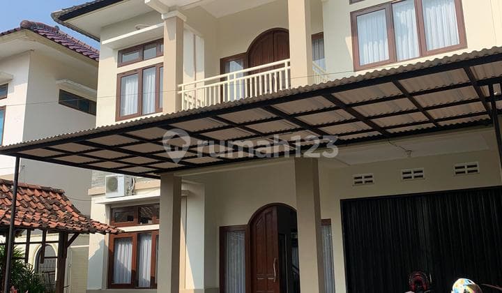 Rumah Furnished Siap Huni 2 Lantai di Jalan Jambon Dekat Ske