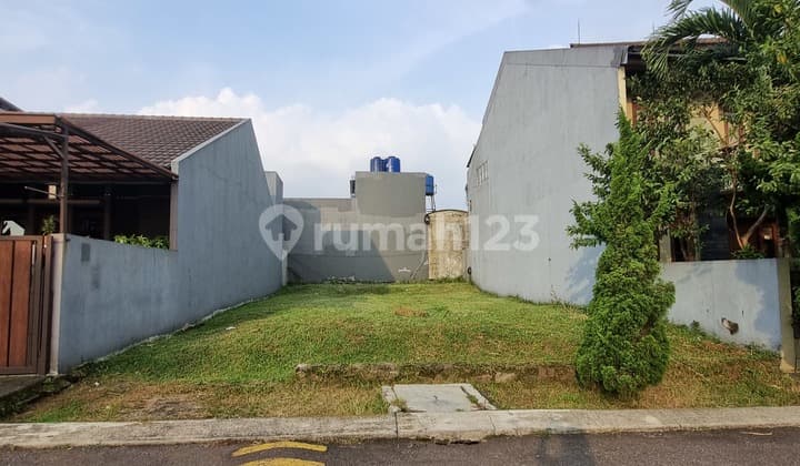 Tanah Singgasana Pradana Kotak Cluster