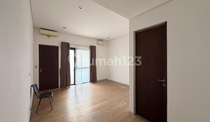 Disewakan Rumah bisa untuk Perkantoran Daerah Cilandak Jakarta Selatan
