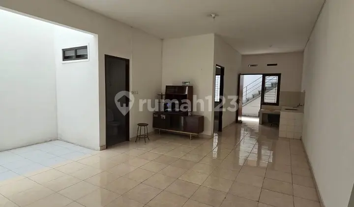 Dijual Rumah Terawat Mekarwangi, Bandung Kota. Harga dibawah 2 M!!