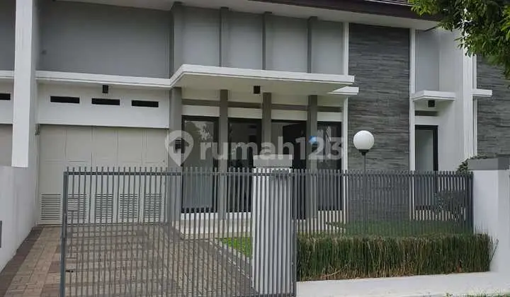Last Unit Rumah Bagus Ada Taman Belakang di Batununggal, Bandung