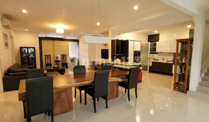 Minimalist Luxury House Ready to Live In at Sayap Setrasari, North Bandung.