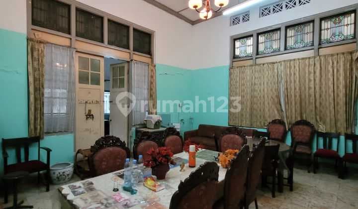 Ruang Usaha Heritage di Mainroad Riau Lokasi Premium Bandung