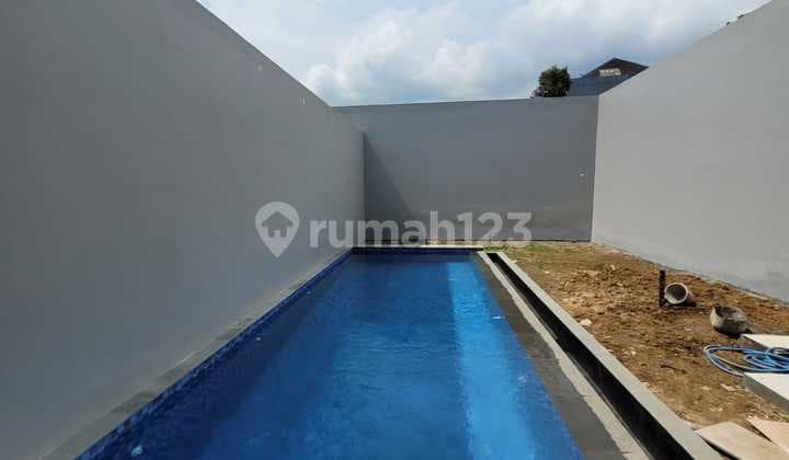 Rumah Baru Ada Pool di Setiabudi Regency, Setiabudi Bandung Utara