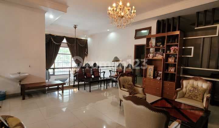 Ready-to-Occupy House in Sayap Turangga, Bandung City