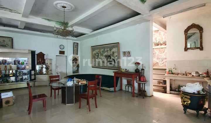 Jarang Ada! Dijual Properti Lebar Muka ±100 Meter di Mainroad Lembang – Luas Tanah 1.300 m², Cocok untuk Usaha!