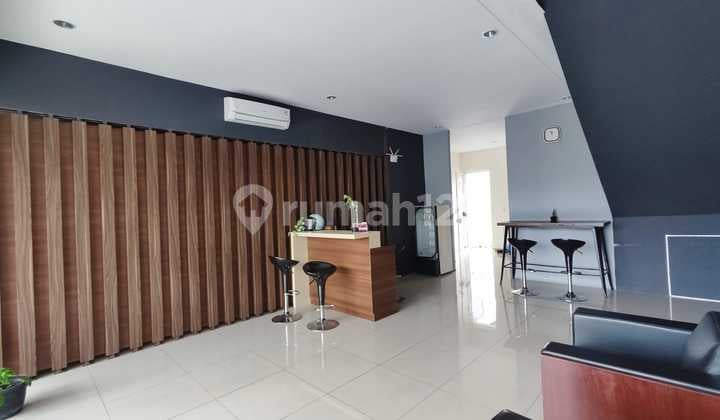 For Sale: Strategic Commercial Space on Mainroad Batununggal, Bandung