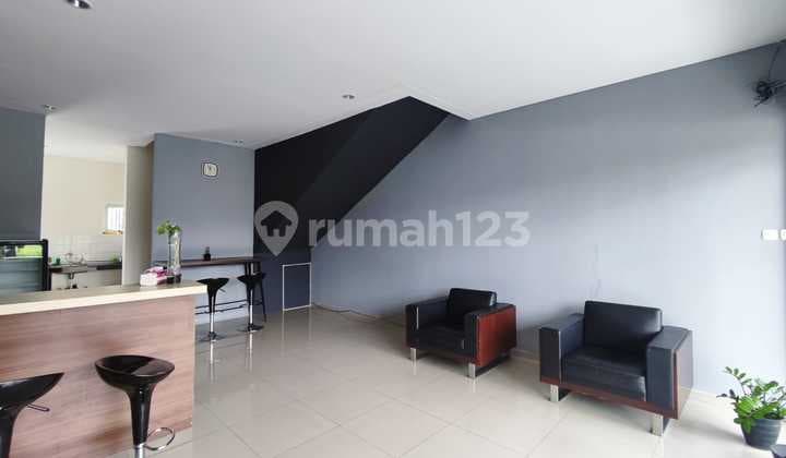 Ruang Usaha 2 Lantai di Mainroad Batununggal Lokasi Komersial Strategis