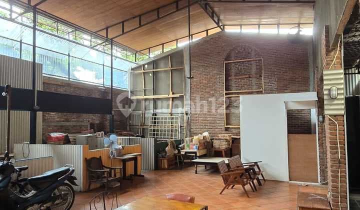 Dijual Ruang Usaha Strategis di Sayap Riau Bandung – Cocok untuk Showroom, Kantor, Klinik, atau Restoran