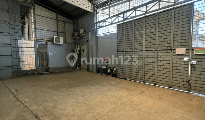 Gudang Strategis 2 Lantai di Jl Manglid Kopo, Bandung