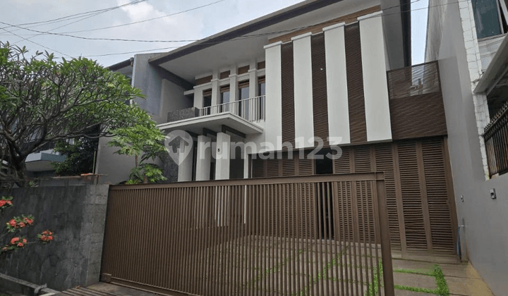 Dijual Rumah Mewah Siap Huni di Kompleks Mekar Wangi Bandung