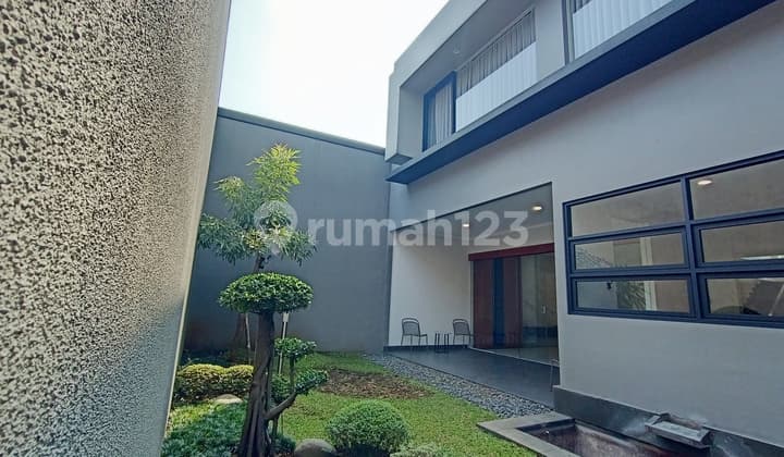 Rumah Mewah Full Furnish Cluster Exclusive di Batununggal