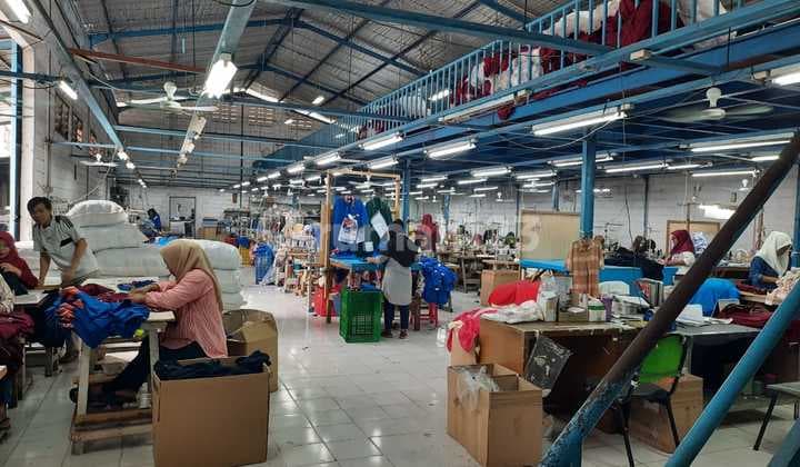 Pabrik Pinggir Jalan Raya Karawaci Tangerang