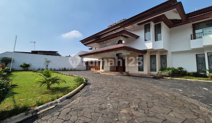 Rumah Lahan Luas Cilandak Jaksel, Bebas banjir