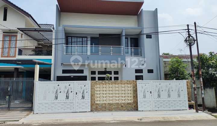 Brand New House, Griya Loka, BSD Area. Close to Modern Market and Toll Road Access.
