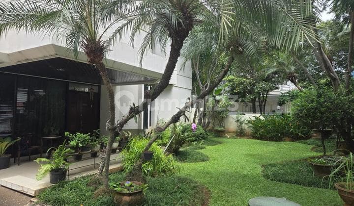 Jl. Denpasar Raya House, East Kuningan, South Jakarta