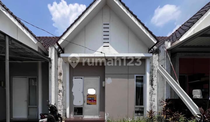 Catalina Navona House, Gading Serpong. Already Renovated and Enlarged.