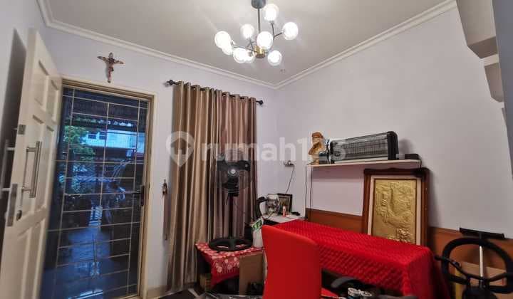 Rumah Rapi Siap Huni Sektor 1d Gading Serpong, Dekat Mall Sms