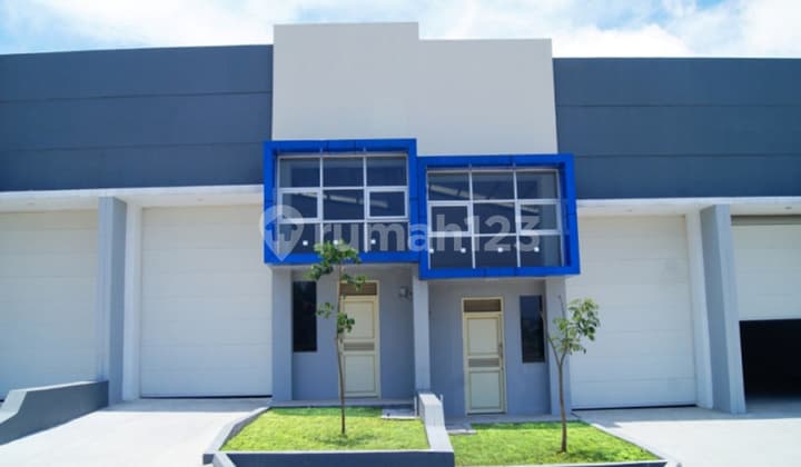 Modern Warehouse in a Strategic Area of South Bandung