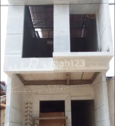 Hunian Klasik Modern Eksklusif Di Buaran – Harga Promo Terbatas