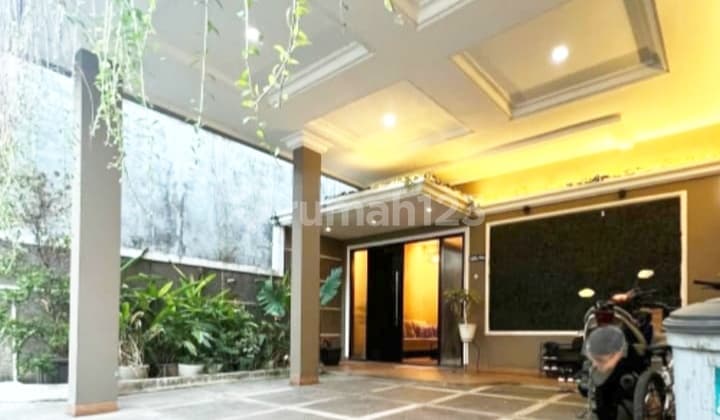 Dijual Rumah Mewah Siap Huni Dekat Ragunan Jakarta Selatan