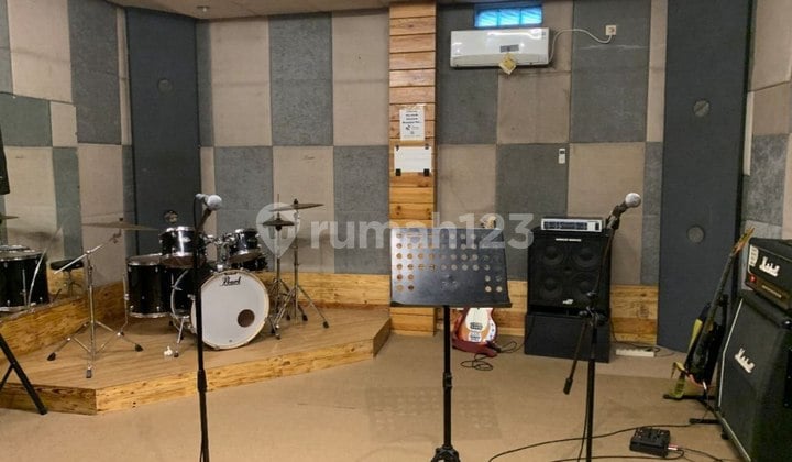 Shop House Near Gasibu Itenas 10-Meter Front Width