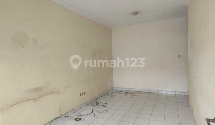 Dibawah NJOP Rumah di Puri Gardenia Jakbar Luas 96M Barat Daya