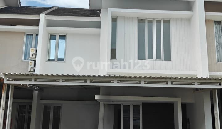 Perum 2 Lantai di Paradise Park Sepatan Tangerang Hdp Selatan 84M
