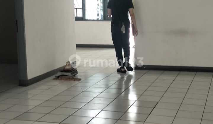 Sewa Rumah Citra Garden 2 Boulevard Jakbar 200M2