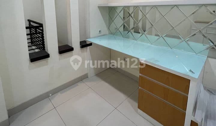 Elite complex house lt 175 m2 Sunter Agung, North Jakarta cheap