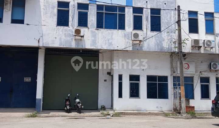 Gudang Siap Pakai LT 300 M2 di Tanjung Priok, Jakarta Utara