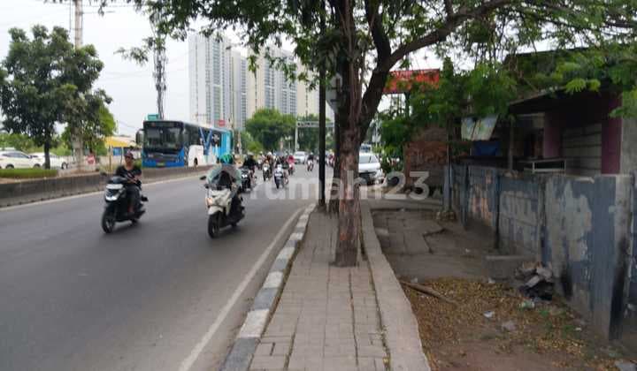 Tanah Bwh NJOP LT 3831 M2 Daan Mogot , Kalideres, Jakarta Barat